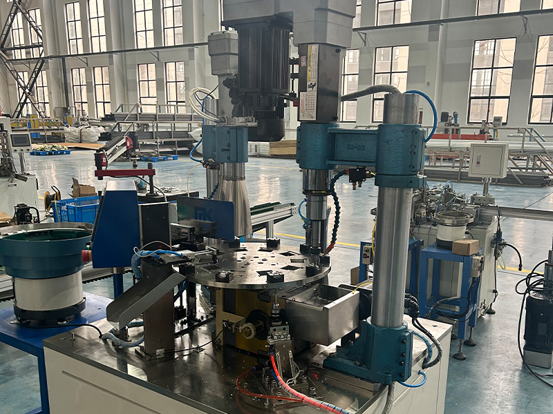 Solar Nut Automated drilling, tapping machine Solar Nut Automated drilling, tapping machine